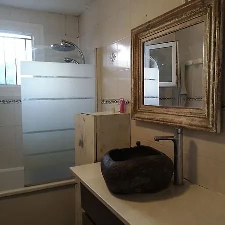 Belle Maison Familiale Avec Piscine, Stade, Et Nombreuses Activites Villa