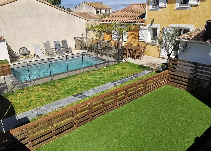 Belle Maison Familiale Avec Piscine, Stade, Et Nombreuses Activites Villa
